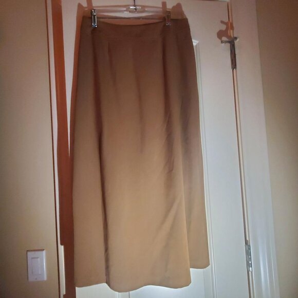 Camel knit Maxi Skirt - Picture 3 of 3